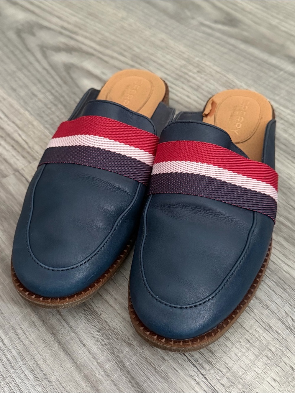 Sperry Waypoint Leather Mule Slip On Shoes with red & white stripe